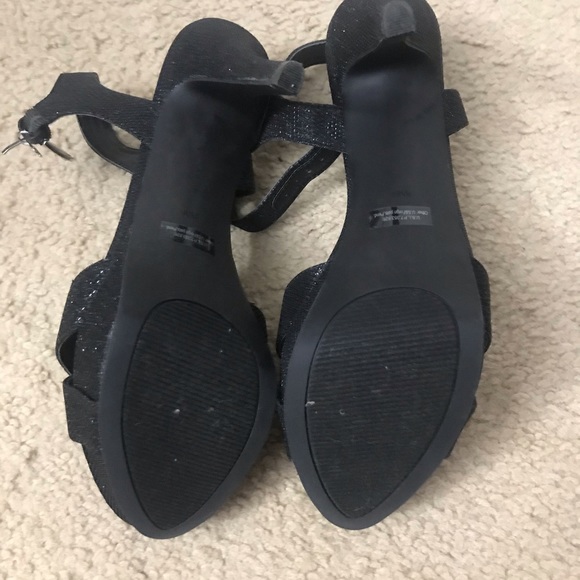 Shoes - Picture 3 of 3